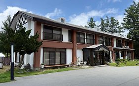 梁山  山中湖旅館